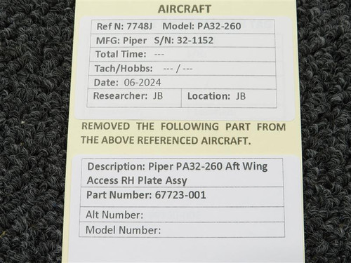 67723-001 Piper PA32-260 Aft RH Wing Access Plate Assembly