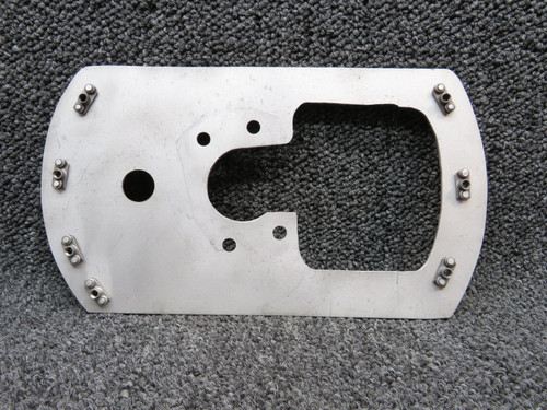 0541220-2 Cessna 172M Main Gear Mounting Plate RH