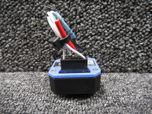 011-04937-00 Garmin GSB-15 Dual USB Charger (14, 28V)