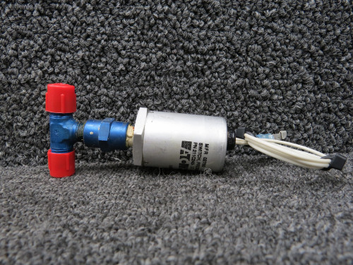 211C243-12 (Alt: 587-847) Eaton Pressure Switch