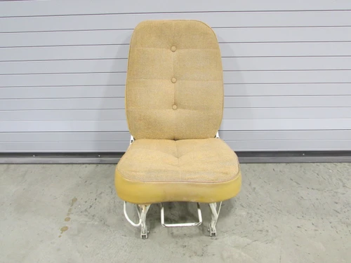 0514122-10 Cessna 172N Pilot or Co-Pilot Seat Assembly