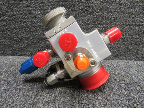 F036C000-5 Carleton Manual Shutoff & Bleed Valve Reducer w Form 1 (Overhauled)