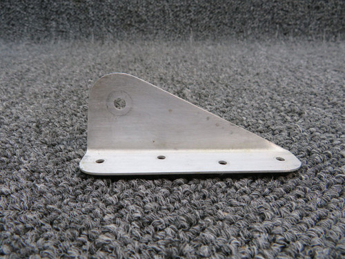 0813000-60 Cessna 310D LH Nose Gear Door Hinge (BD)