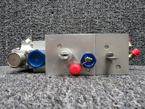 66040-3, 66320 Cessna Sterer Brake Manifold Hydraulic Selector Valve