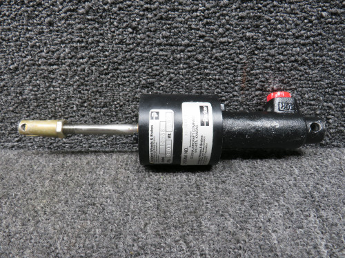 9910547-1 Cleveland 10-36 Master Brake Cylinder Assembly LH or RH
