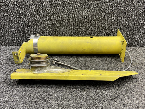 300-432211-1, 300-534523-13 Rockwell 700 Cabin Door Latch Assembly with Mount