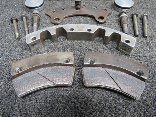 551-722 (Use: 37-200A, Alt: 30-72) Piper PA23 Cleveland Brake Caliper Assy