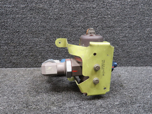 38E96-2D Lucas Aerospace Regulator and Reilef Valve with Mount