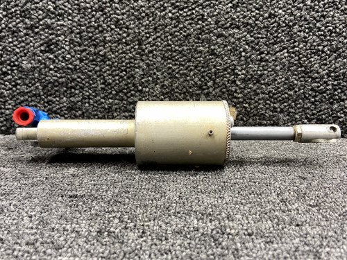 0541138-3 (Use: 0541138-16) Cessna 177B Master Brake Cylinder Assembly