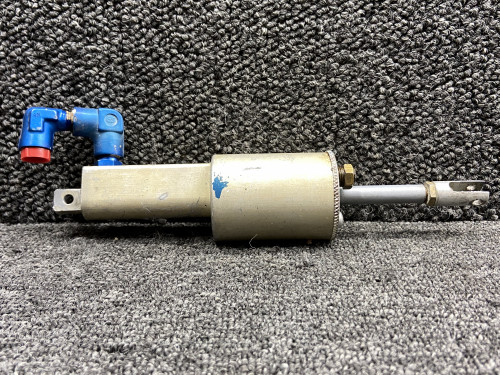 0541138-3 (Use: 0541138-16) Cessna 177B Master Brake Cylinder Assembly