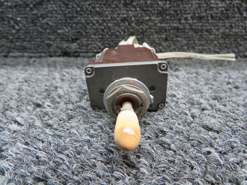 MS24660-21 (Alt: 8501K1) Cessna Citation Toggle Switch
