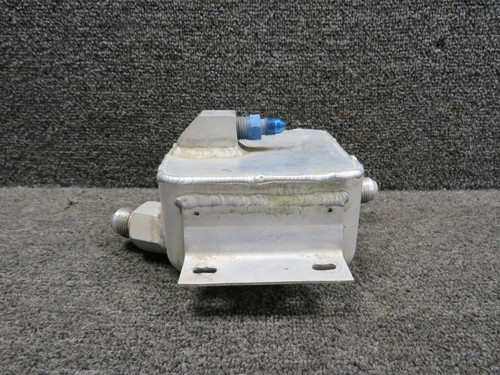 2016016-11 Cessna 177RG Fuel Reservoir LH (Worn Housing)