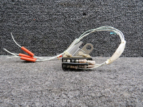 UND Lab Inc DT-2R-A7 (Alt:MS5008-1) UND Lab Landing Gear Position Micro Switch Assembly 