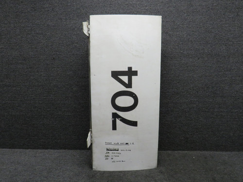 75280105-011 Dehavilland DHC-7-102 704 Nose Landing Gear Door LH