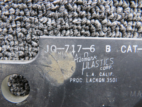 035A-986158-3 Mitsubishi Landing Gear Switch Panel Cover