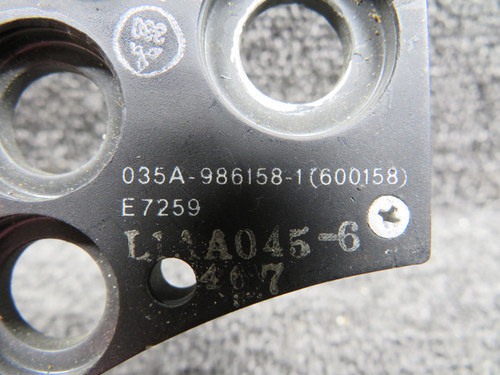 035A-986158-1 Mitsubishi Landing Gear Switch Panel Cover