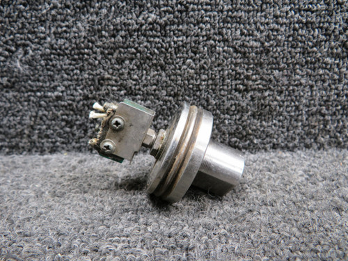 717-6047-2 (Alt: 9910058-2) Fuel Pressure Sending Unit