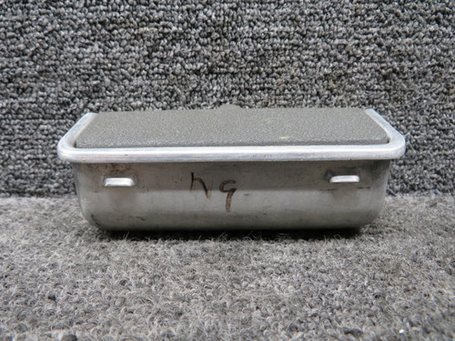 205-2-022-01 SIAI-Marchetti S205 Ash Tray Assembly
