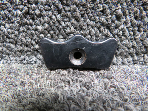 1560212-1 Cessna T303 Propeller Pitch Knob Assembly