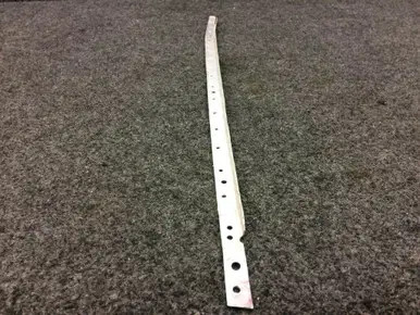 0712618-4 Cessna 182Q RH Angle Bulkhead Support