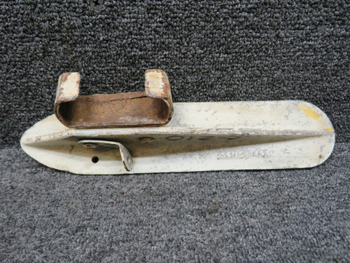 0541154-1 (Cast: 0541154-495) Cessna Main Gear Step LH or RH (Small Bracket)