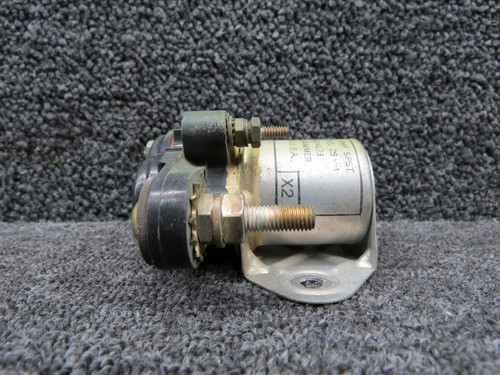 6041H193 Cutler-Hammer Relay (Amps: 100, Volts: 28)
