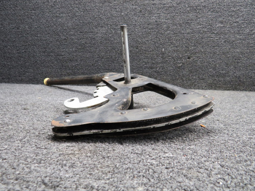 0510166-6, 0510171-1 Cessna 172D Flap Lever Assembly