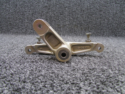 18823-001 (Cast: 18823-3) Piper PA23-250 Aileron Bellcrank Assembly RH