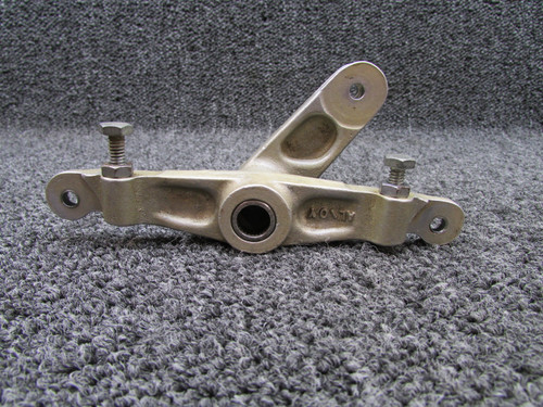 18823-001 (Cast: 18823-3) Piper PA23-250 Aileron Bellcrank Assembly RH