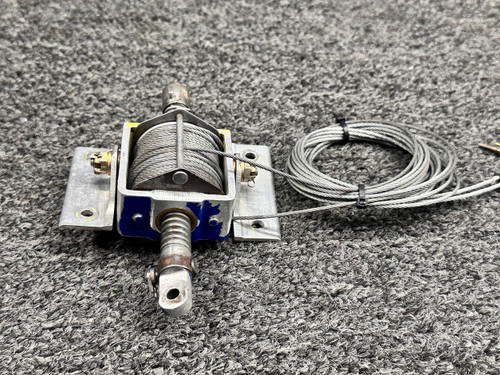 Piper Aircraft Parts 16665-000 Piper PA23-250 Rudder Trim Tab Screw Assembly (Minus Links) 