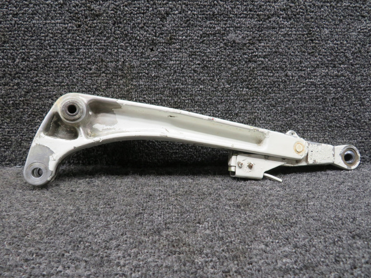 0841225-10 Cessna Main Landing Gear Bellcrank Assembly and Link RH