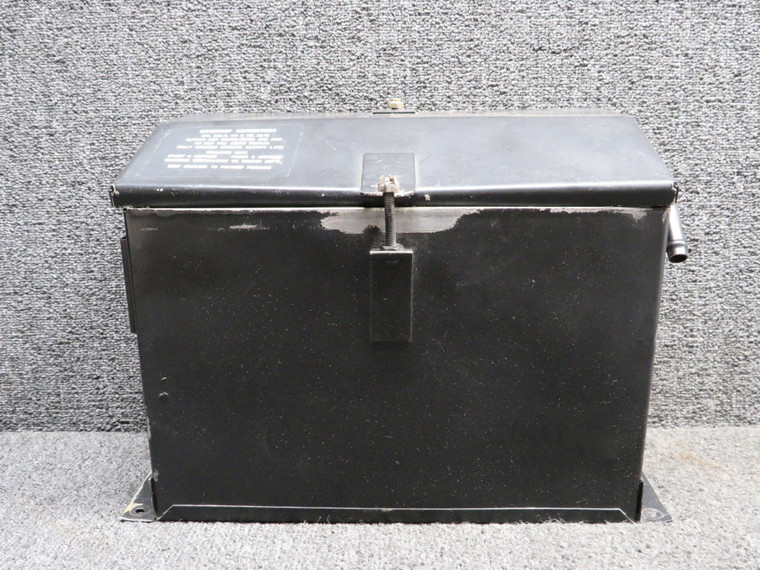 21524-000, 17566-002 Piper PA24-250 Battery Box Assembly with Lid