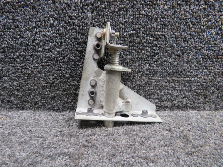 205-1-143-01 Siai Marchetti Cabin Door Lower Latch Assembly RH