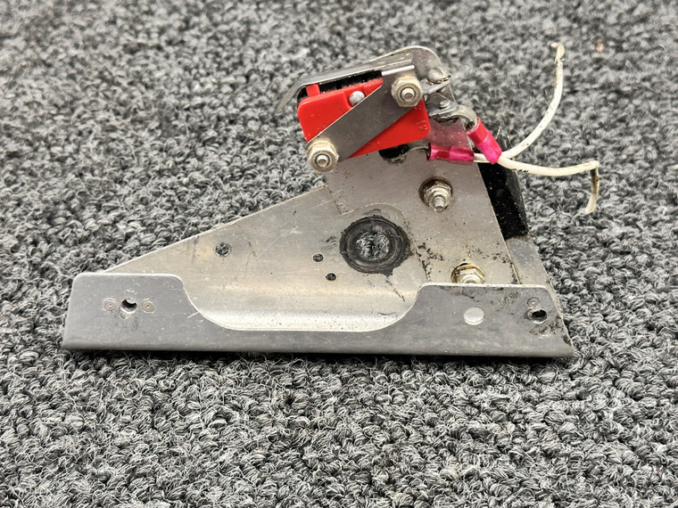 67215-003 Piper PA28R-201 Quadrant Bracket Assembly LH with Switch