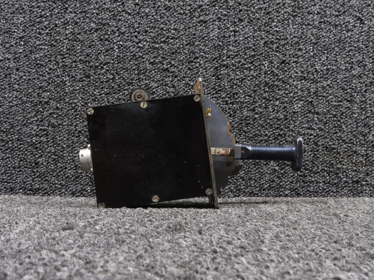 7006-1 Aviac Nanterre Control Box Flap Lever Assembly (Missing Cover)