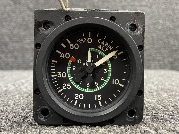 55050-1144 Aerosonic Altitude Differential Pressure Indicator (Lighted)