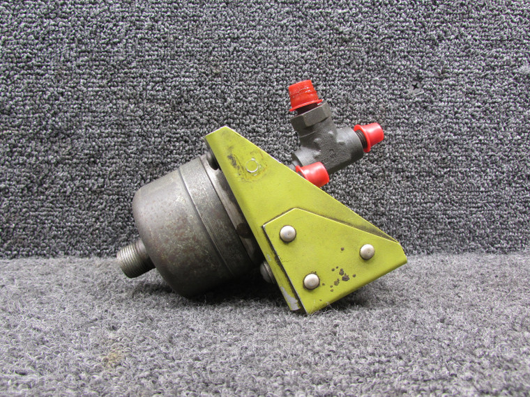 42D164 Custom Component Differential Pressure Switch with Bracket (Worn Tag)