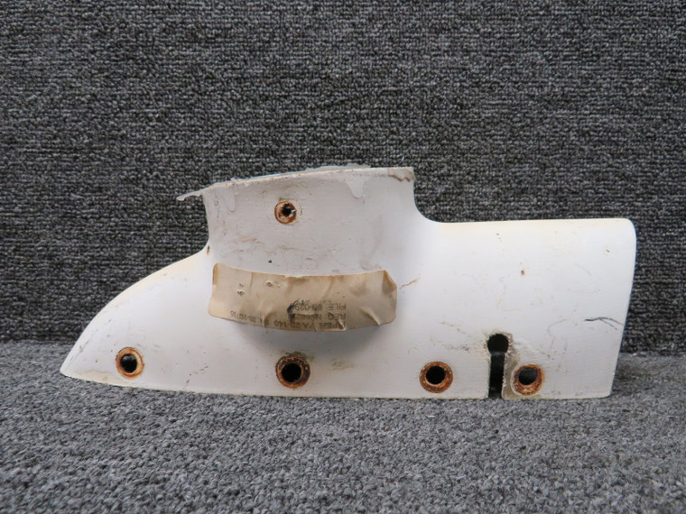 63514-006 Piper PA28-140 Rotating Beacon Fin Tip Assembly with Light Mount