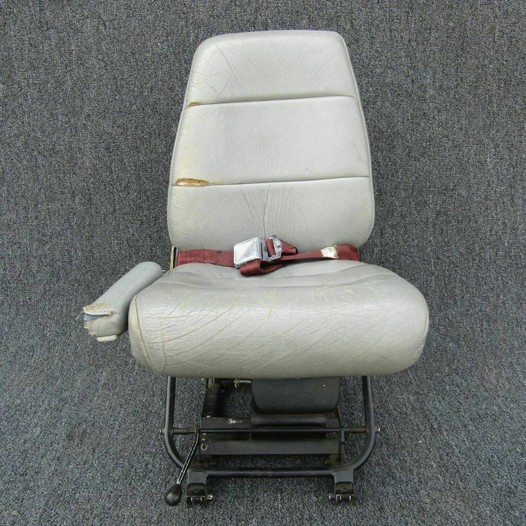 Piper PA-31T Seat Assembly Crew LH (C20)