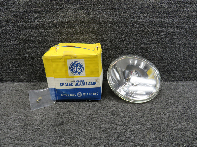 4553 General Electric Sealed Beam Lamp (250W) (28V) (New Old Stock)