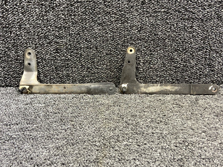 1260442-3, 1260649-1 Cessna T210L Aft Elevator Bellcrank Link Set