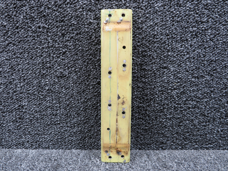 101-620026-9 Beech KA-200 Horizontal Stabilizer Beacon Plate