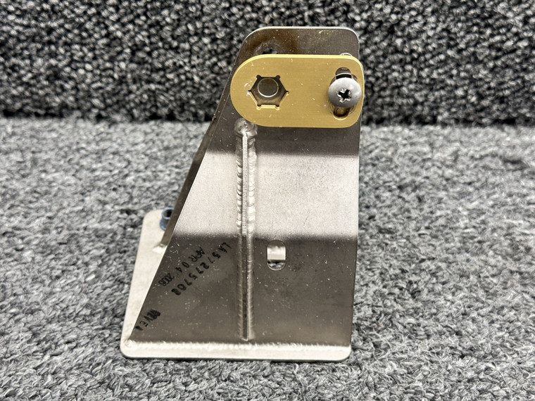 LA57271021 (FSO: 2861100-1) Aileron Bellcrank Bracket LH with Bolt Lock