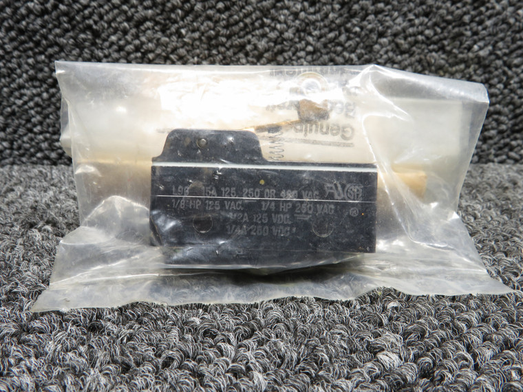 BZ-7RW82255518T Micro Switch (New Old Stock)