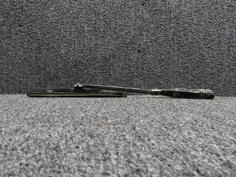 4071696, 4209366 Teleflex Syneravia Wiper Arm with Wiper RH