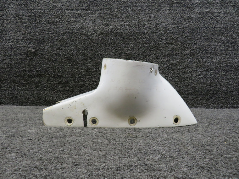 65345-003 Piper PA28-235 Fin Tip for Rotating Beacon (White) (Worn)