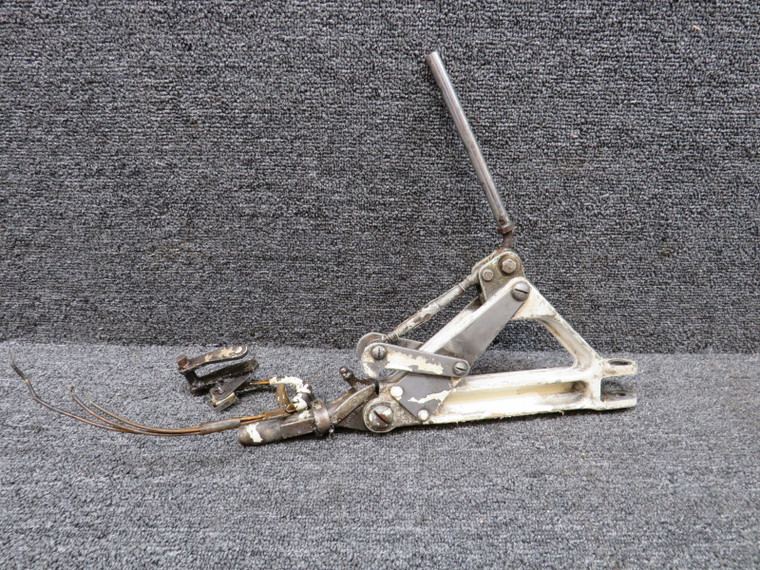 67025-006 Piper PA34-200 Main Landing Gear Truss Assembly (Worn/Damaged)