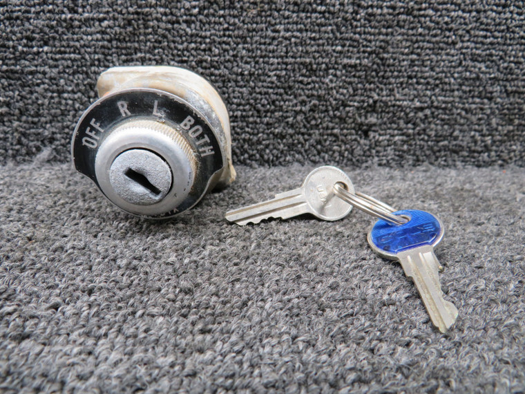 0-51104-4A Bendix Ignition Switch with 2 Keys (Corrosion)