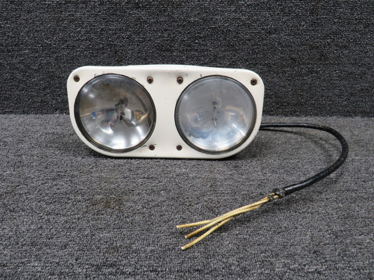 43048-000 Piper PA31T Landing Light Assembly with Lights