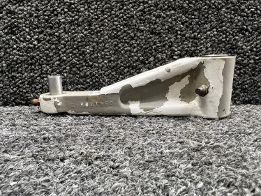0841002-2 (Cast: 0841005-3) Cessna 310N Nose Gear Torque Link Lower